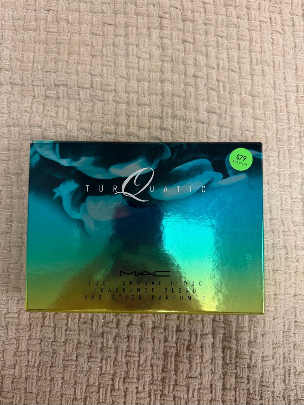 MAC Cosmetics Turquatic Duo in Teal and Gold Holographic Box